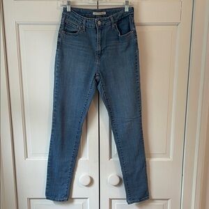 Levi's Women's 721 High Rise Skinny Jeans Size 29